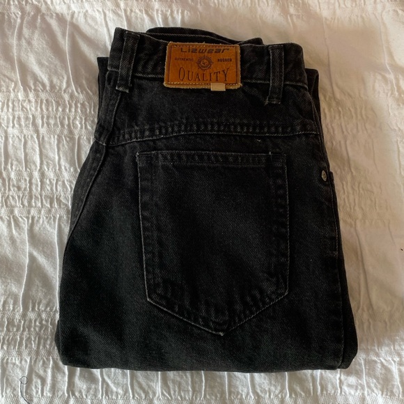 Vintage Black High-Waisted Jeans - Picture 1 of 3